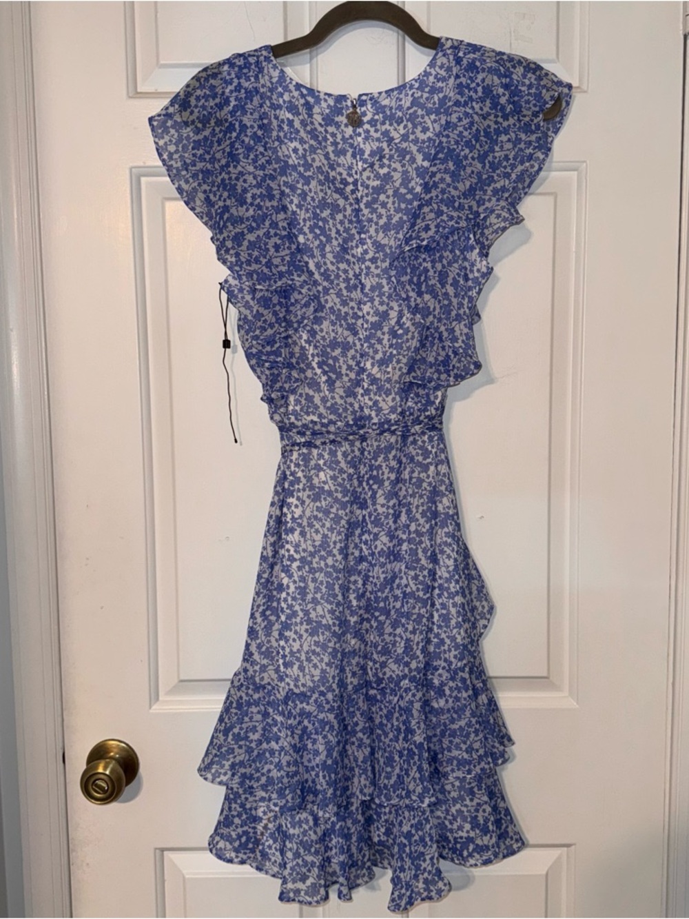 Tommy Hilfiger Light Blue white Floral sleeveless Ruffle chiffon Dress 12 NWOT - Picture 11 of 16